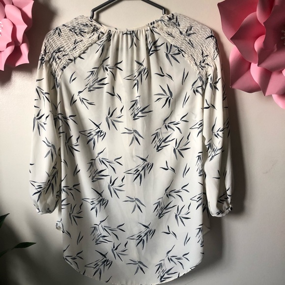 RW&CO women’s 3/4 sleeve top - Picture 2 of 6